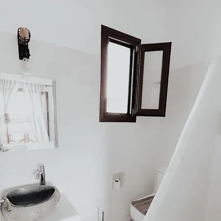 Tolakis Apartment *